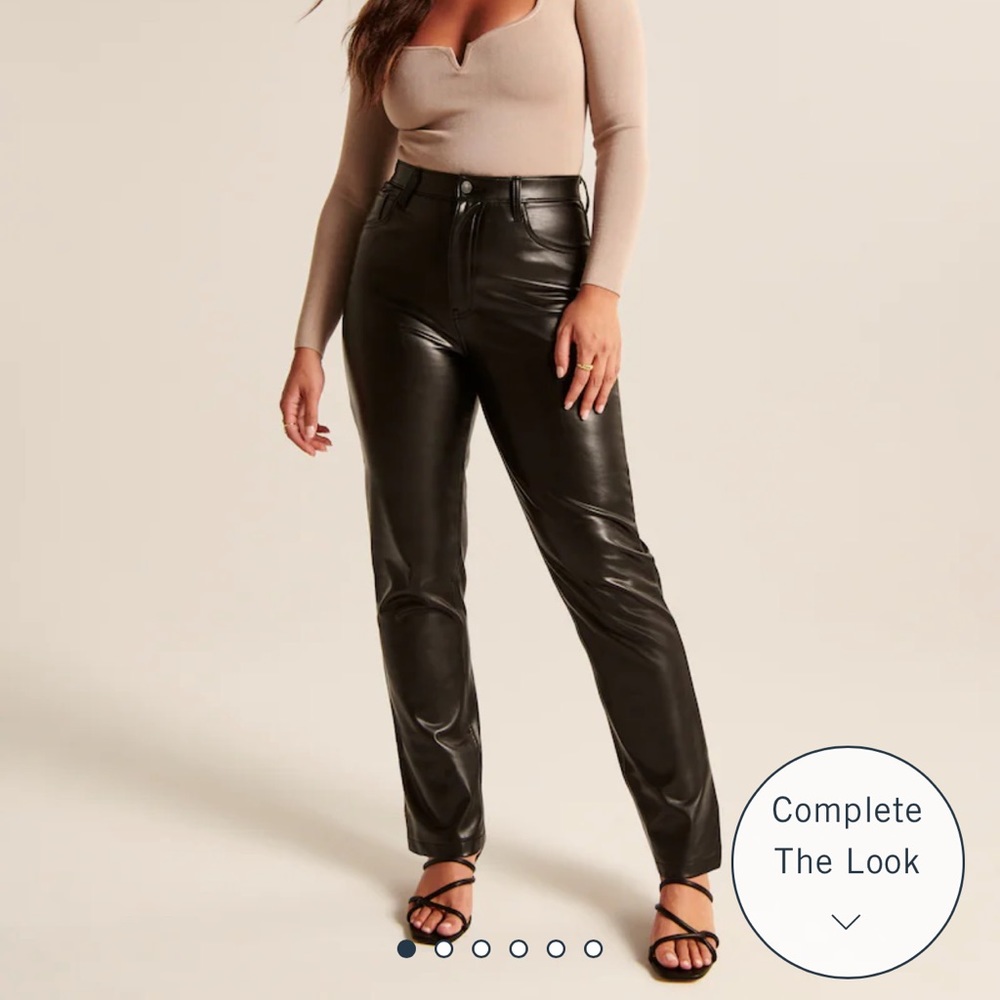 Abercrombie Curve Love Vegan Leather 90s Straight Pants
